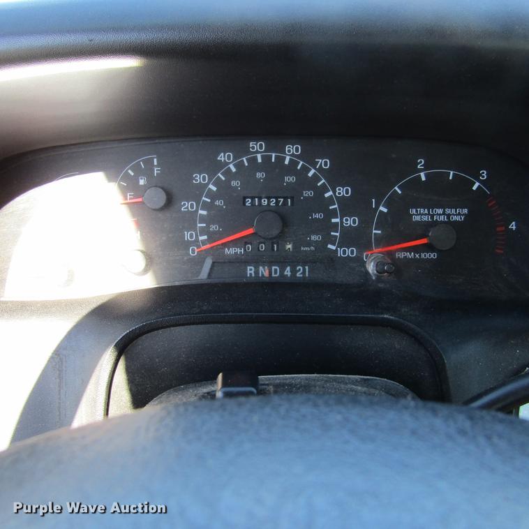 image for item DD2657 2008 Ford F650 Super Duty XL service truck with crane