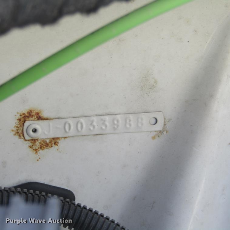 image for item DD2657 2008 Ford F650 Super Duty XL service truck with crane