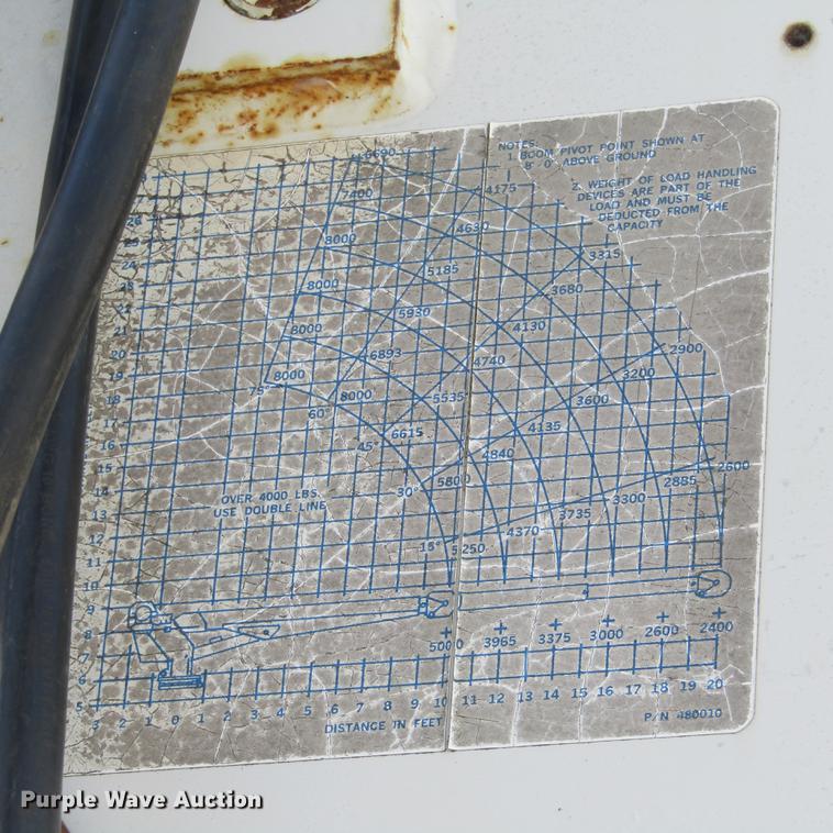 image for item DD2657 2008 Ford F650 Super Duty XL service truck with crane