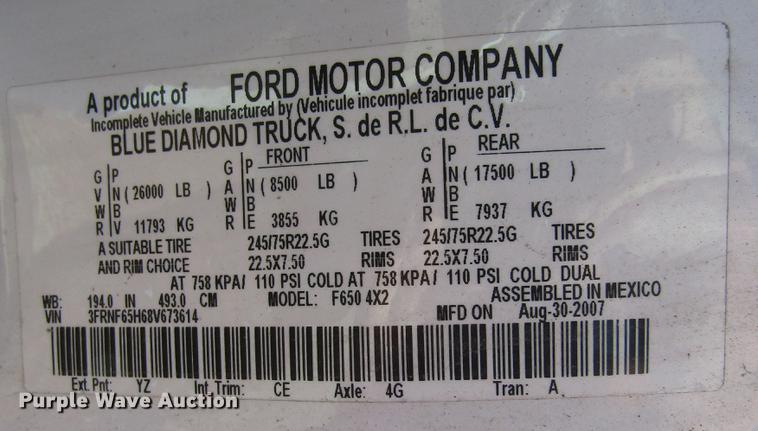 image for item DD2657 2008 Ford F650 Super Duty XL service truck with crane