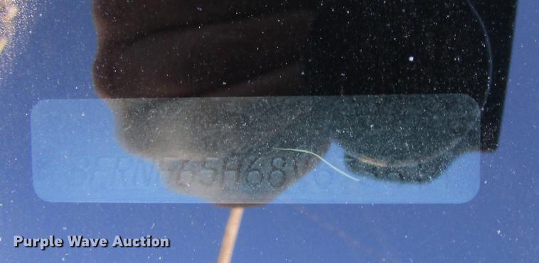 image for item DD2657 2008 Ford F650 Super Duty XL service truck with crane