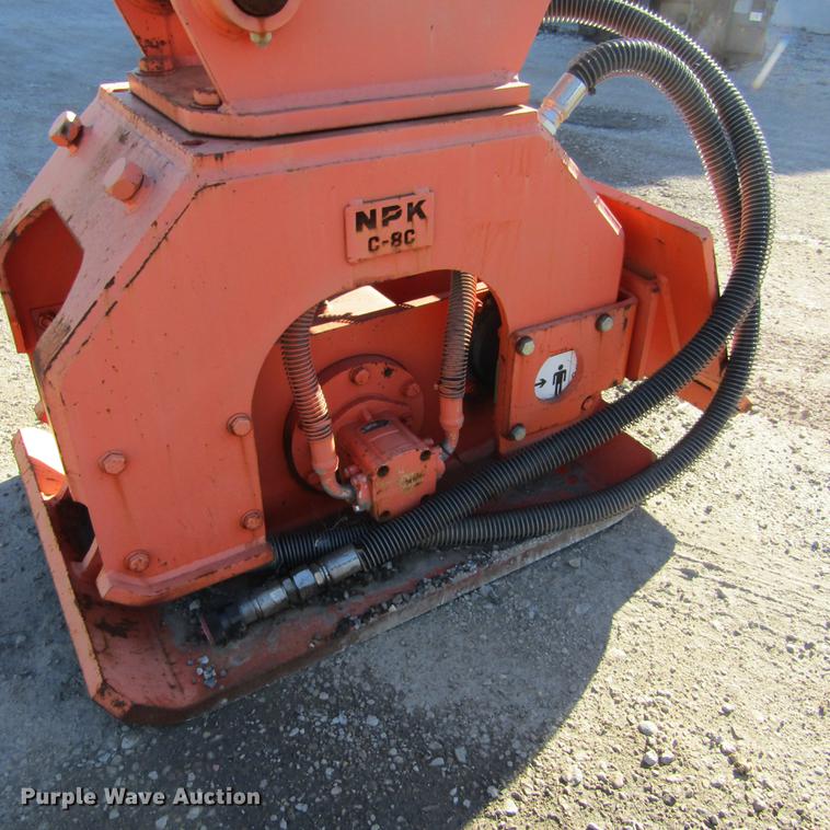 image for item DD2660 2011 NPK C-8C plate compactor