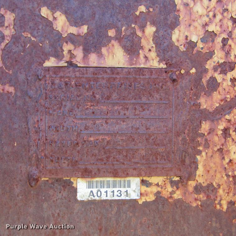 image for item DD2661 (2) excavator buckets