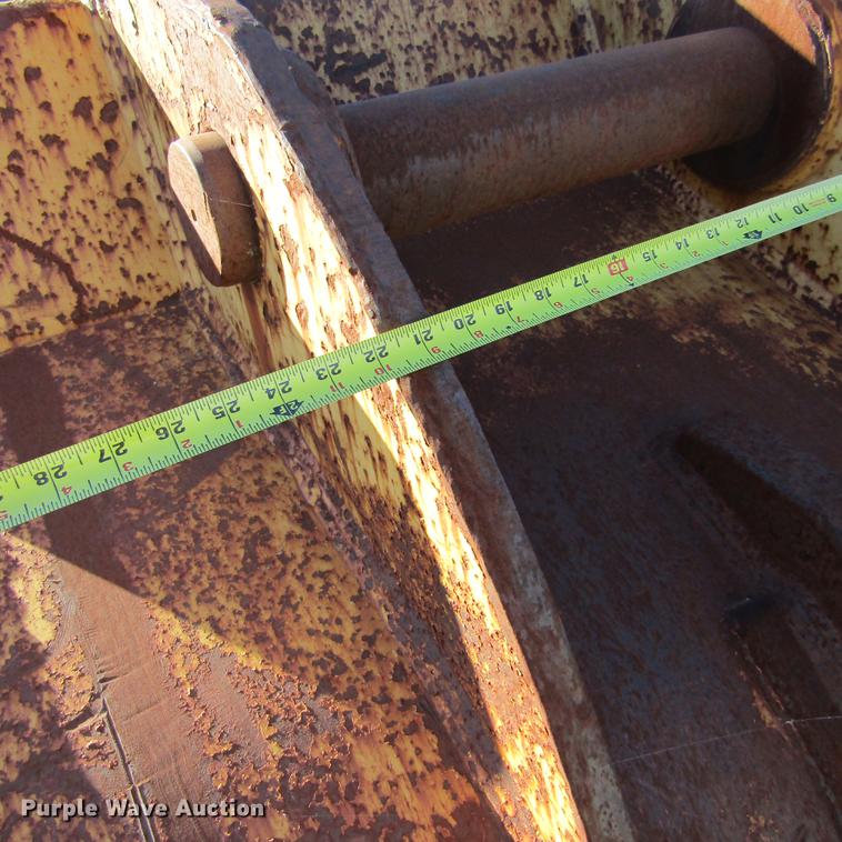 image for item DD2661 (2) excavator buckets