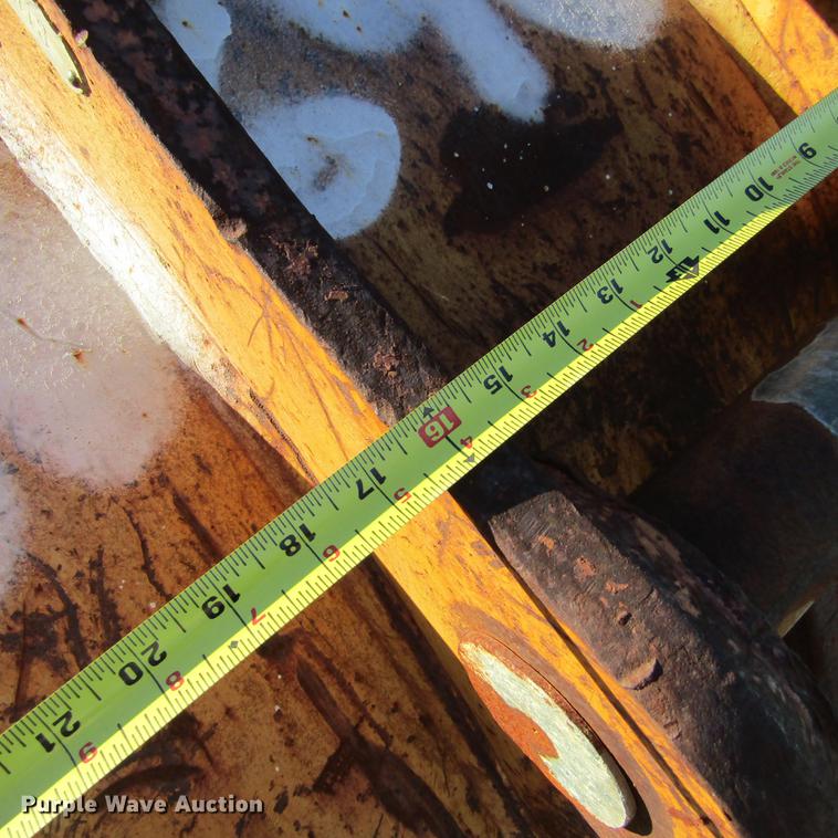 image for item DD2662 (2) excavator buckets