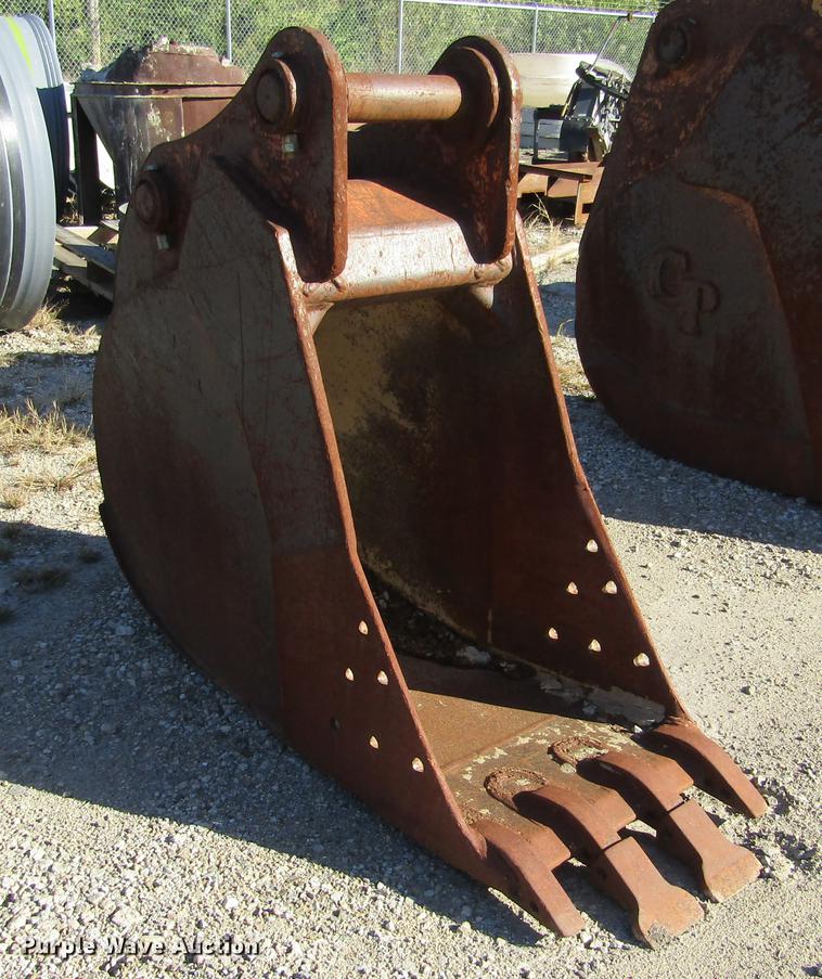 image for item DD2662 (2) excavator buckets