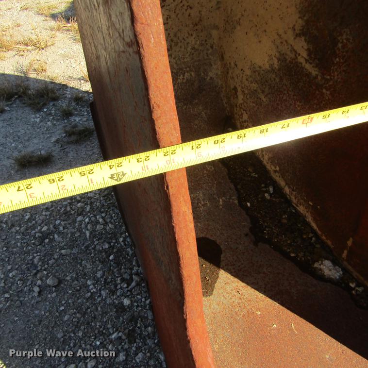 image for item DD2662 (2) excavator buckets