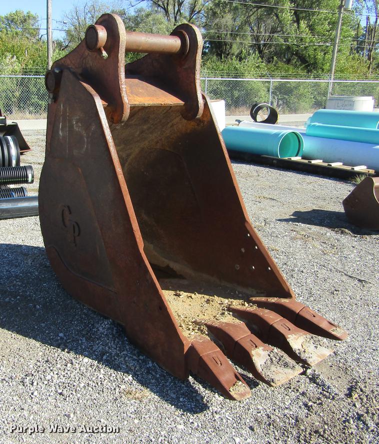 image for item DD2664 CP 35"W four tooth excavator bucket