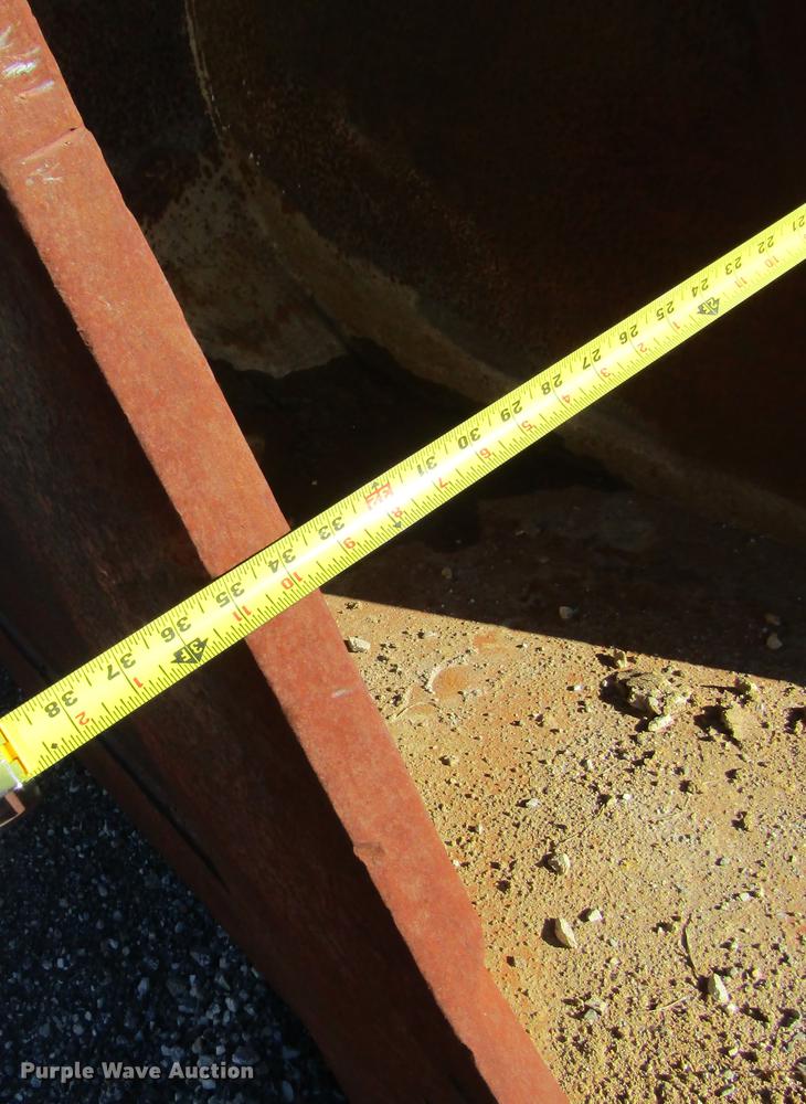 image for item DD2664 CP 35"W four tooth excavator bucket