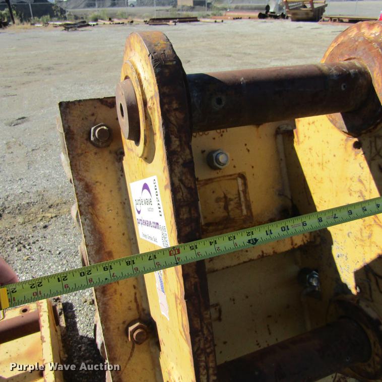 image for item DD2665 American Compaction sheeps foot excavator wheel