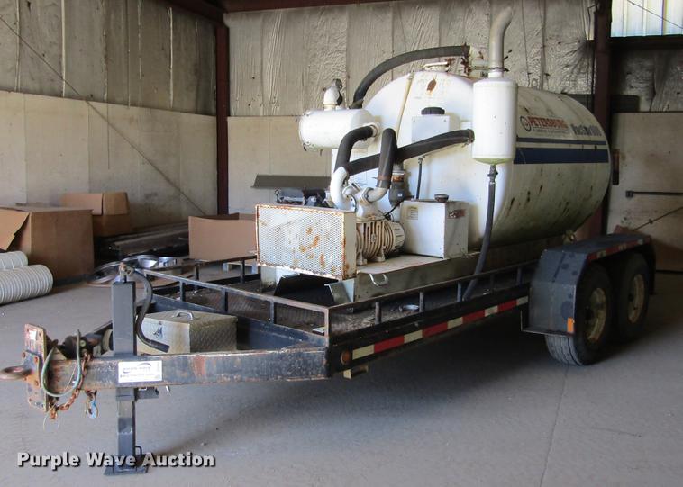 image for item DD2666 Vac Star 800 vacuum trailer