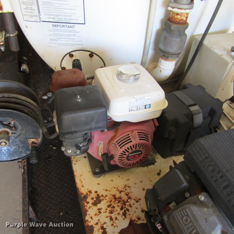 image for item DD2666 Vac Star 800 vacuum trailer