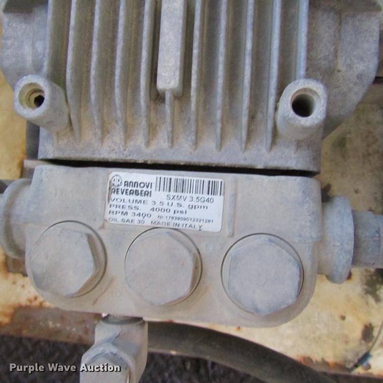 image for item DD2666 Vac Star 800 vacuum trailer