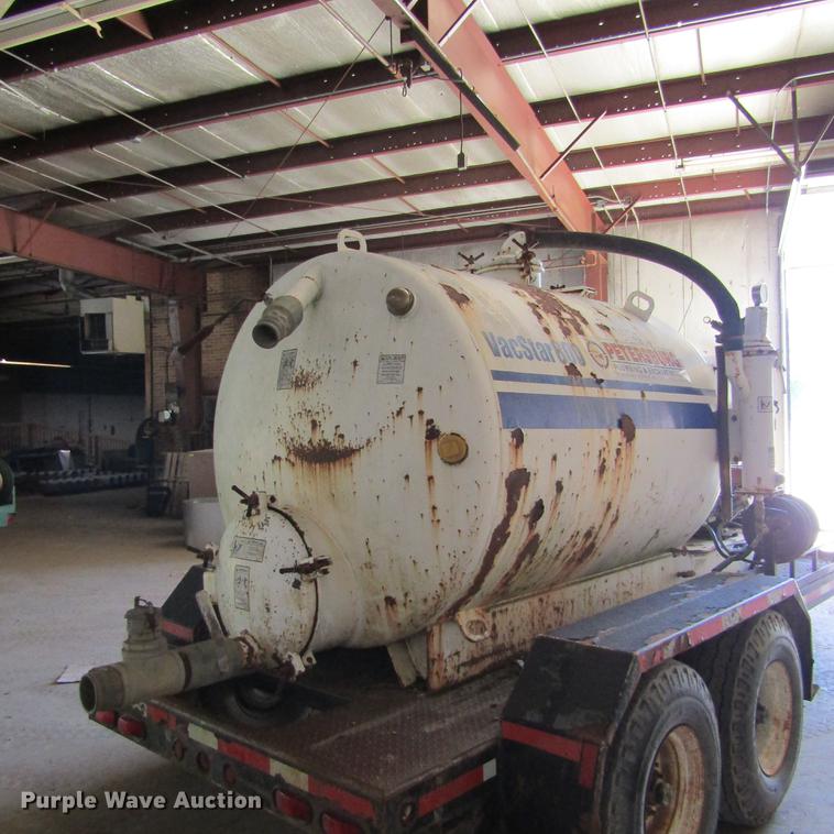 image for item DD2666 Vac Star 800 vacuum trailer