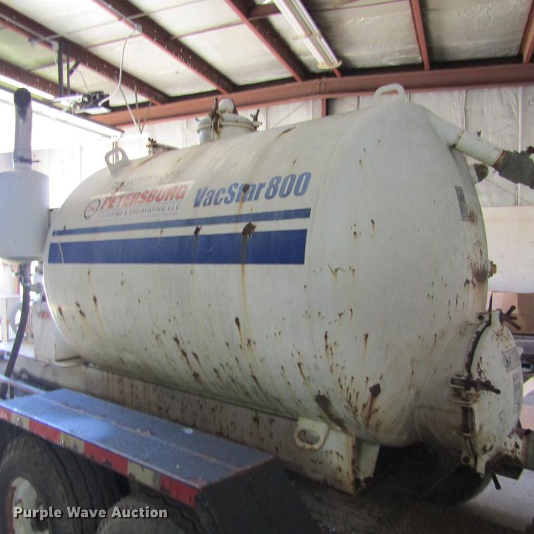 image for item DD2666 Vac Star 800 vacuum trailer