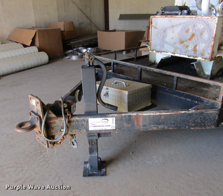 image for item DD2666 Vac Star 800 vacuum trailer