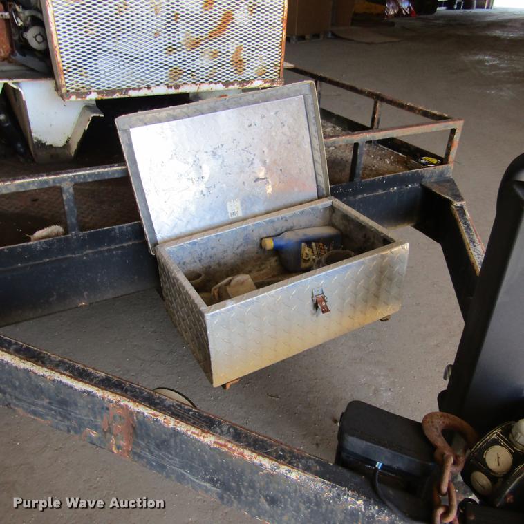 image for item DD2666 Vac Star 800 vacuum trailer