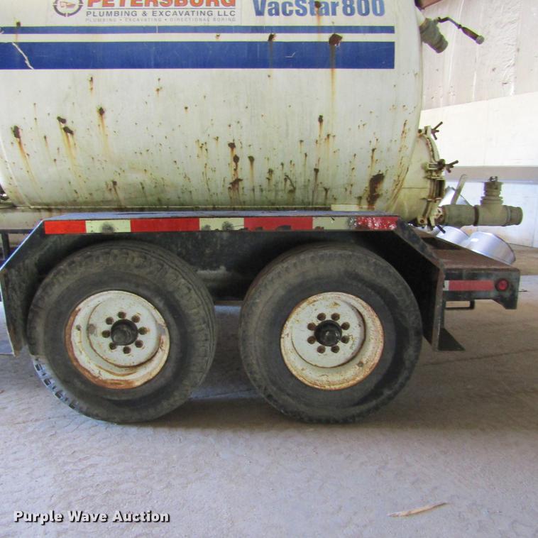 image for item DD2666 Vac Star 800 vacuum trailer