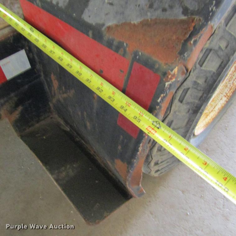 image for item DD2666 Vac Star 800 vacuum trailer