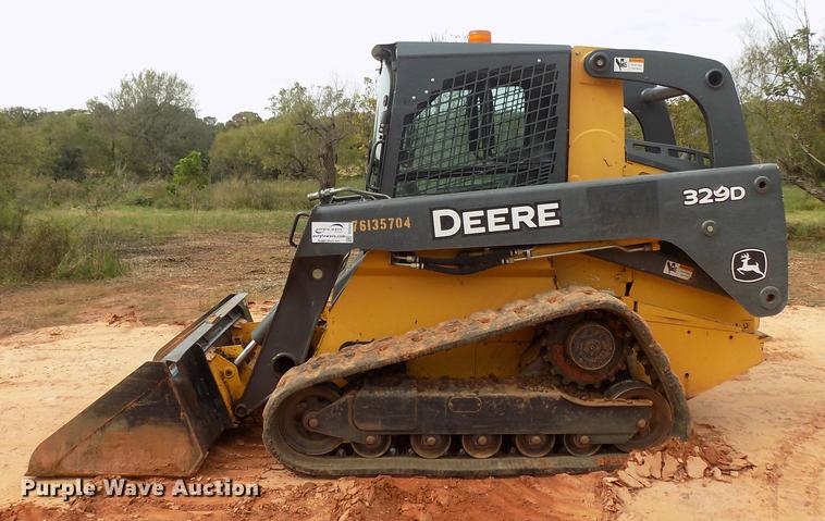 image for item DD3484 2010 John Deere 329D skid steer
