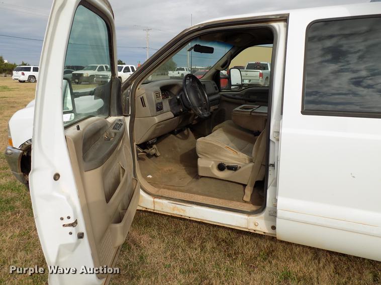 image for item DD3506 2002 Ford F350 Super Duty Crew Cab utility bed pickup truck