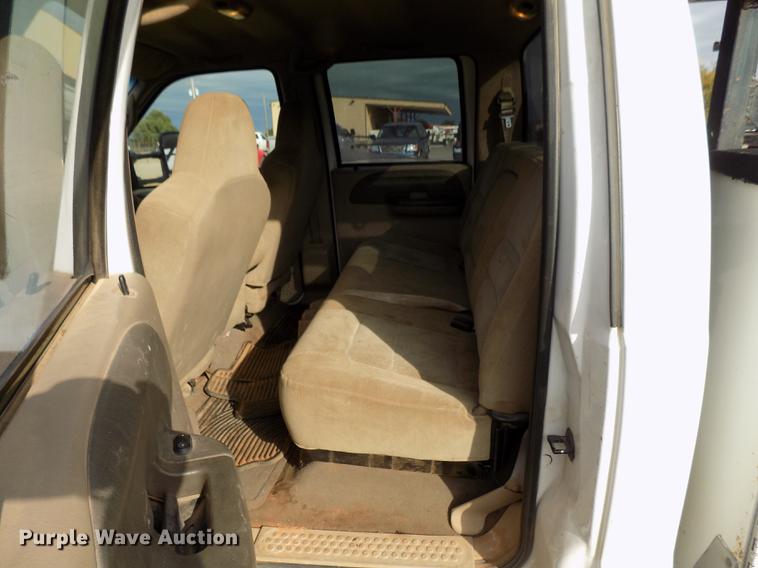 image for item DD3506 2002 Ford F350 Super Duty Crew Cab utility bed pickup truck