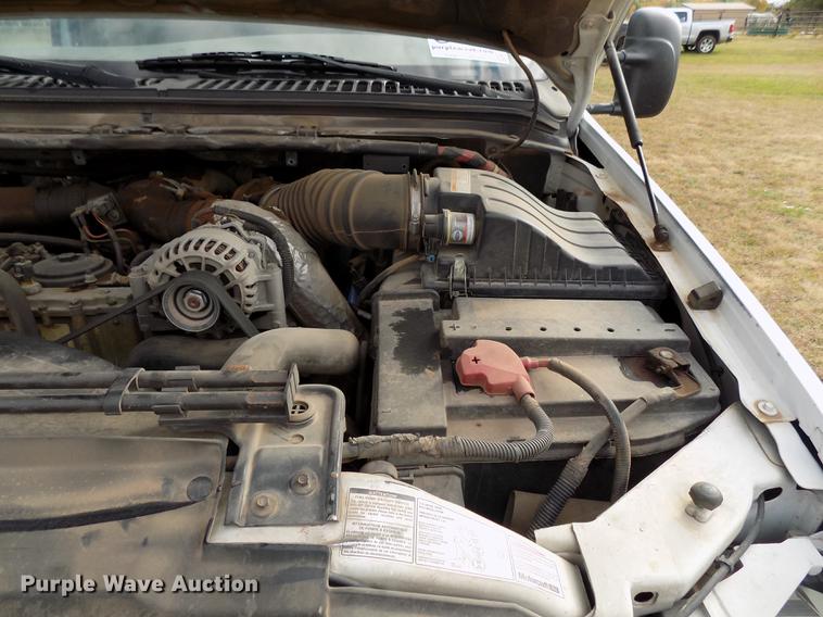 image for item DD3506 2002 Ford F350 Super Duty Crew Cab utility bed pickup truck