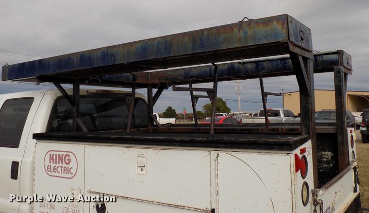 image for item DD3506 2002 Ford F350 Super Duty Crew Cab utility bed pickup truck