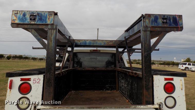 image for item DD3506 2002 Ford F350 Super Duty Crew Cab utility bed pickup truck