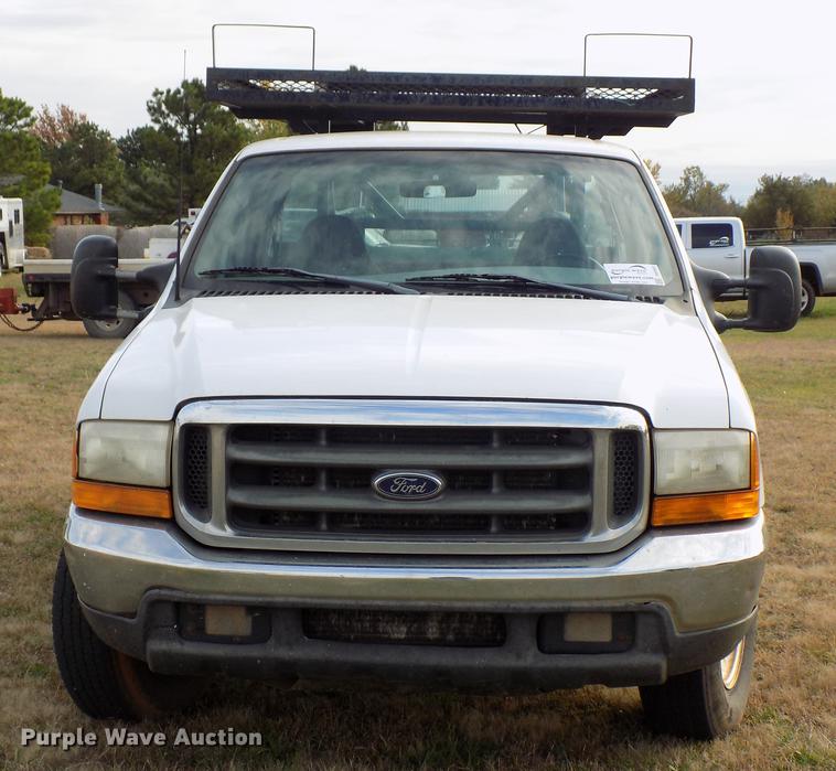 image for item DD3507 1999 Ford F350 Super Duty SuperCab pickup truck
