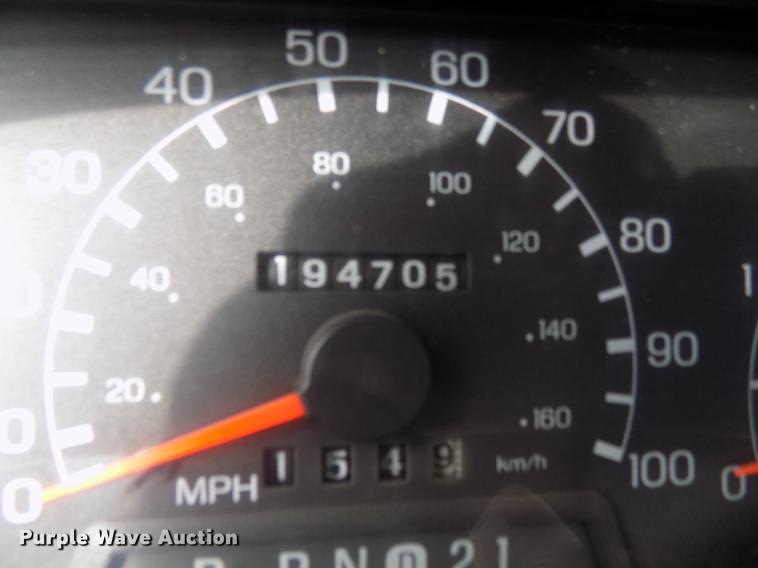 image for item DD3507 1999 Ford F350 Super Duty SuperCab pickup truck