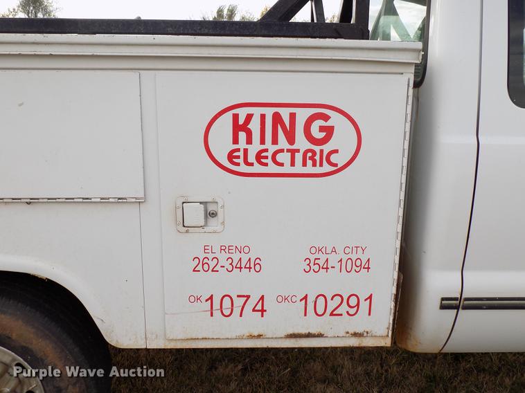 image for item DD3507 1999 Ford F350 Super Duty SuperCab pickup truck