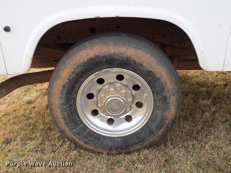 image for item DD3507 1999 Ford F350 Super Duty SuperCab pickup truck