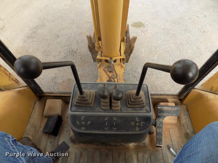 image for item DD3509 2000 Caterpillar 416C backhoe