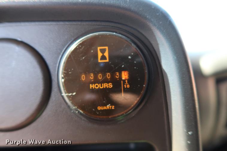 image for item DD5332 2003 Chevrolet C4500 flatbed truck