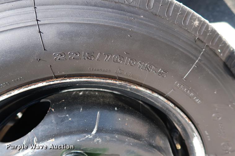 image for item DD5332 2003 Chevrolet C4500 flatbed truck