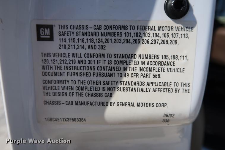 image for item DD5332 2003 Chevrolet C4500 flatbed truck