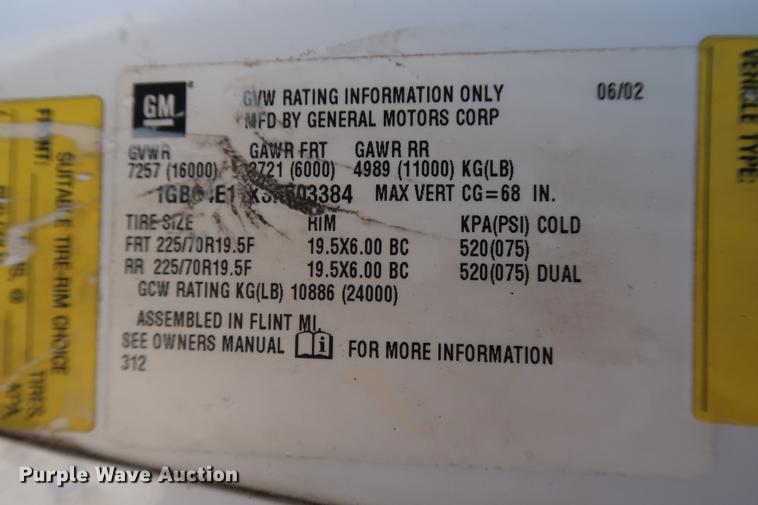 image for item DD5332 2003 Chevrolet C4500 flatbed truck