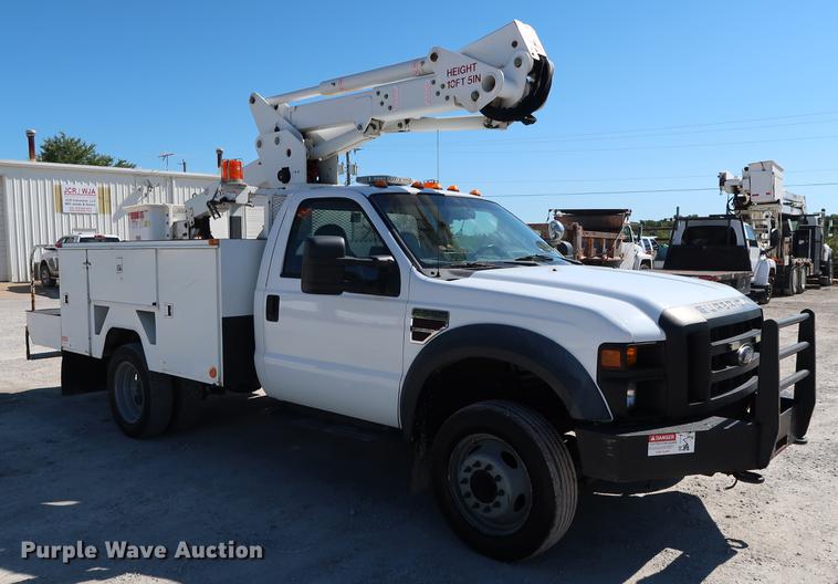 image for item DD5333 2008 Ford F550 bucket truck