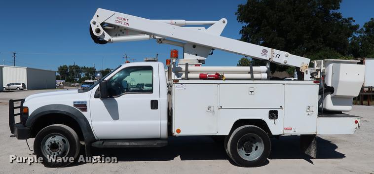 image for item DD5333 2008 Ford F550 bucket truck