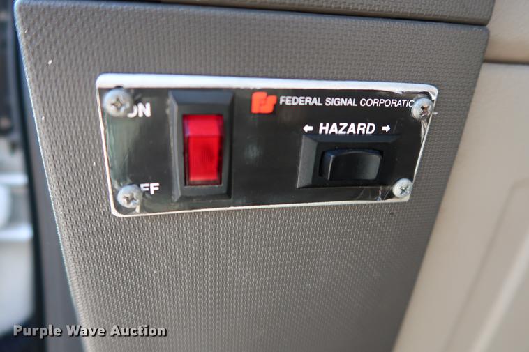 image for item DD5333 2008 Ford F550 bucket truck