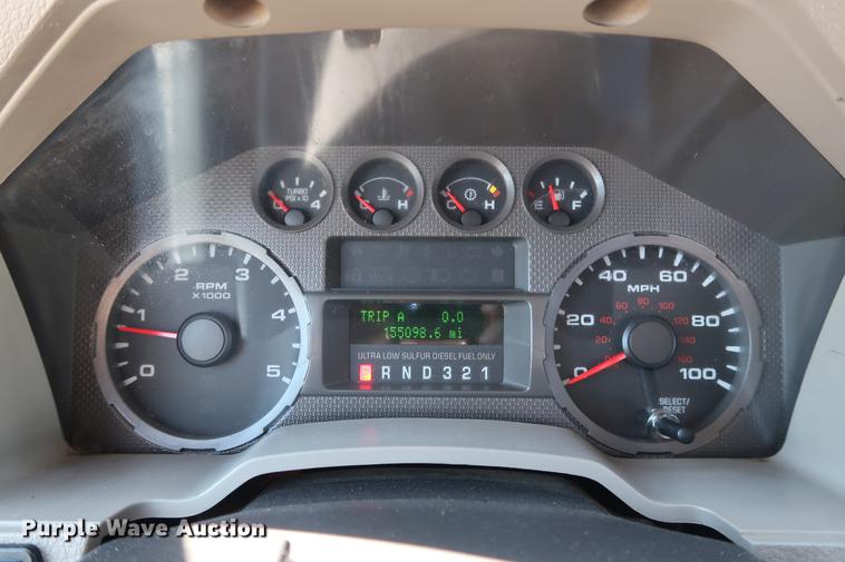 image for item DD5333 2008 Ford F550 bucket truck