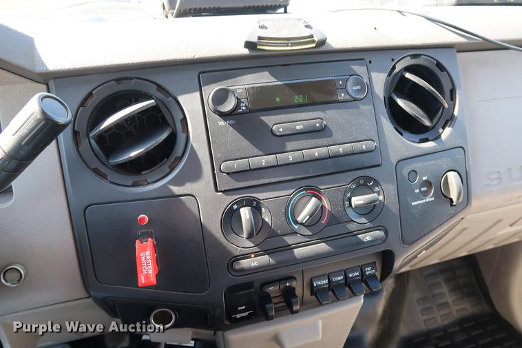 image for item DD5333 2008 Ford F550 bucket truck