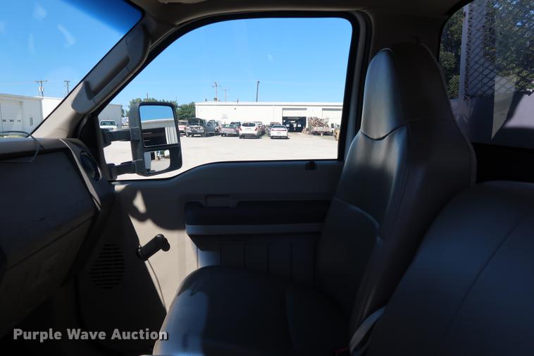 image for item DD5333 2008 Ford F550 bucket truck