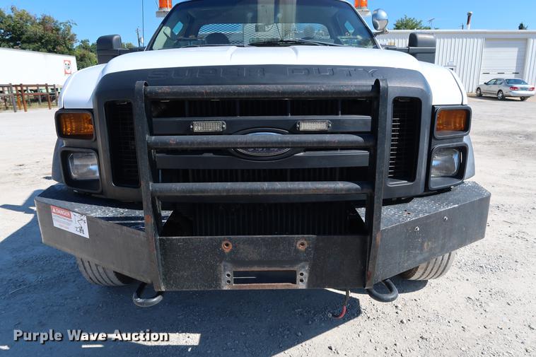 image for item DD5333 2008 Ford F550 bucket truck