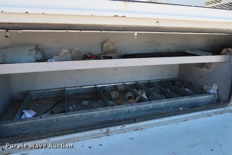 image for item DD5333 2008 Ford F550 bucket truck