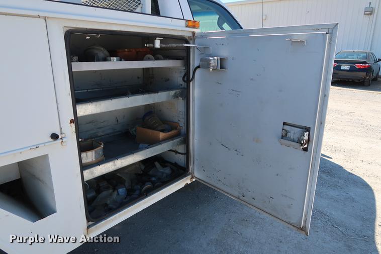 image for item DD5333 2008 Ford F550 bucket truck