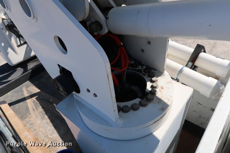 image for item DD5333 2008 Ford F550 bucket truck