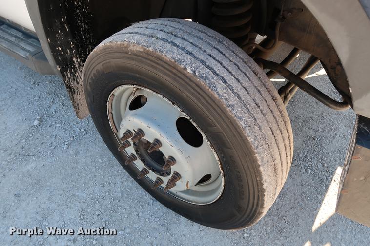 image for item DD5333 2008 Ford F550 bucket truck