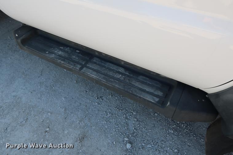 image for item DD5333 2008 Ford F550 bucket truck